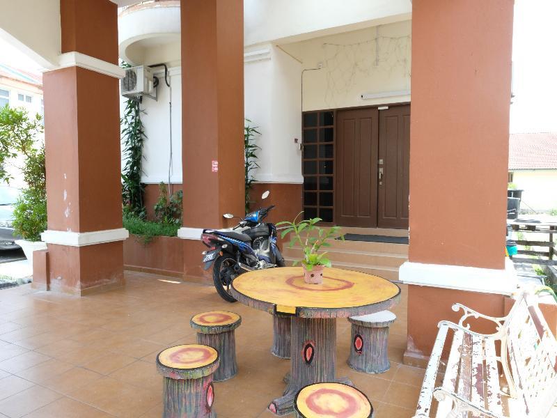 Oyo 905 Hotel De'Light Villa Kota Bharu Exterior photo
